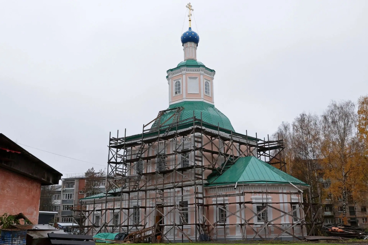 Реставрация Владимирской церкви в Вологде завершится в этом году

В Вологде третий год продолжается реставрация церкви В