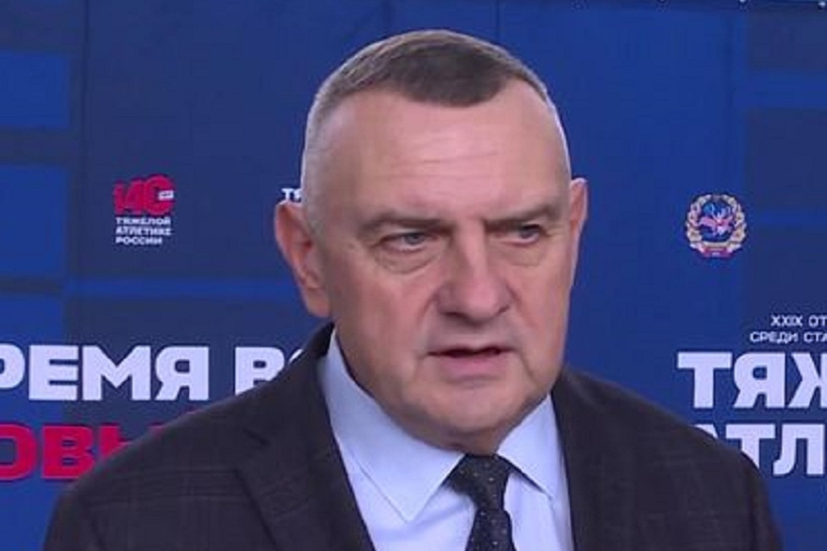 Городской Совет Мценска возглавил Андрей Беляев

В Орловской области городской Совет народных депутатов возглавил Андрей