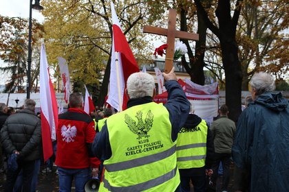 Начавшая политический кризис в Польше судья высказалась о президенте

Президент Польши Кароль Навроцкий не является гара
