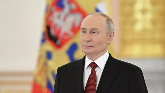Путин начал выступление на пленарном заседании форума "Россия — Африка"

Краткий пересказ от РИА ИИ

Президент России Вл