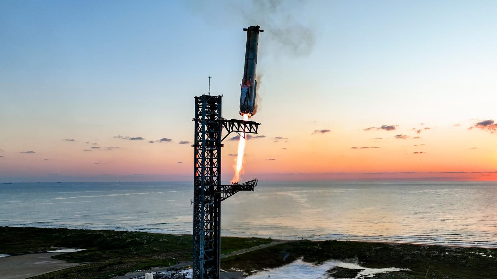 Илон Маск признал ошибку: в документах на IPO рынок SpaceX оценили в $28,5 трлн, а на самом деле он «намного больше»

В 