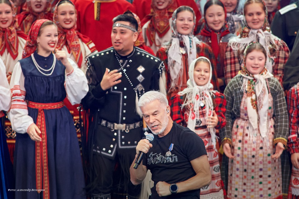 Фольклор в новом звучании: в Москве прошел финальный гала-концерт проекта «Родники. Истоки»

В Москве прошел заключитель