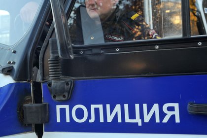 На пассажира московского метро напали с канцелярским ножом

В метро Москвы мужчина ударил 31-летнего пассажира канцелярс