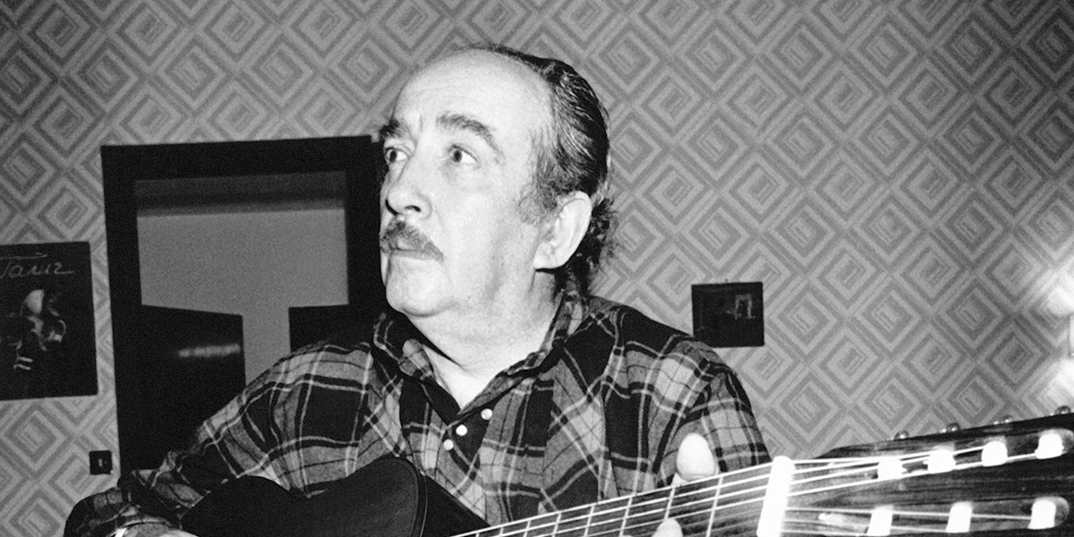 Сделки с дьяволом заключаются молча: что надо знать о Галиче

Культуролог Наталья Хомякова — о том, как Галич из пижонис