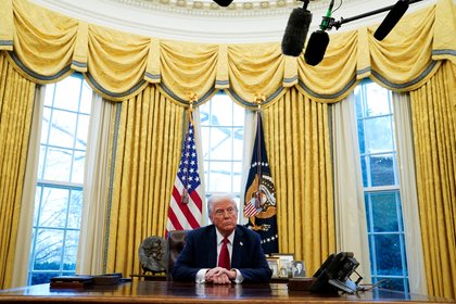 Обама сравнил Белый дом при Трампе с «рестораном Саддама Хусейна»

Президент США Дональд Трамп превратил Белый дом в «ре