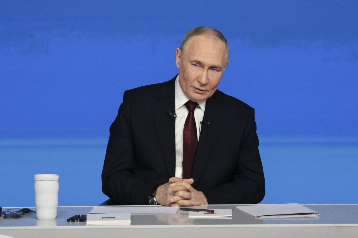 Путин назвал Маска гениальным человеком и рассказал о контактах с ним

Президент России Владимир Путин сообщил, что, нес