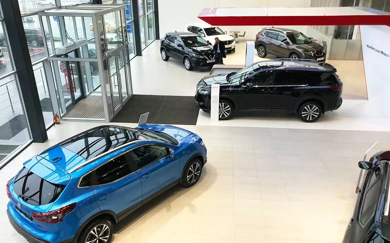 Авторынок России теряет обороты: за неделю продажи легковушек упали на 9%

«Автостат»: на 42-й неделе продано более 26 т