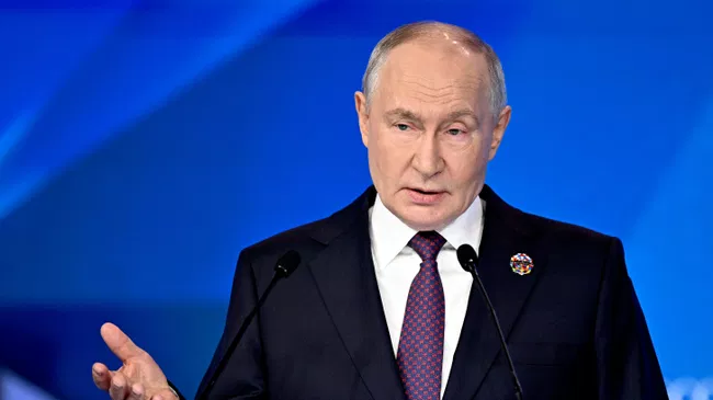 Путин отметил важность продвижения российско-африканской повестки в медиа

Краткий пересказ от РИА ИИ

Президент РФ Влад