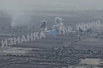 Удар ФАБ вблизи Краматорска попал на видео

Военно-космические силы (ВКС) России ударили фугасными авиационными бомбами 