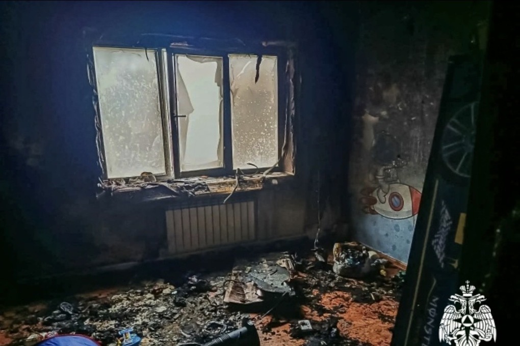 В Велиже ночной пожар в квартире обошёлся без пострадавших

Ночью на улице Железнодорожной в двухэтажном многоквартирном