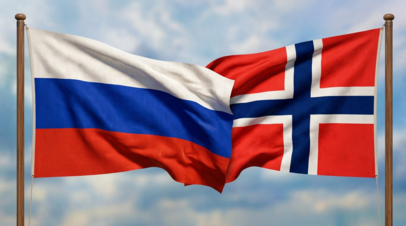 Премьер Норвегии отметил важность контакта с Россией как с соседним государством

Премьер-министр Норвегии Йонас Гар Стё