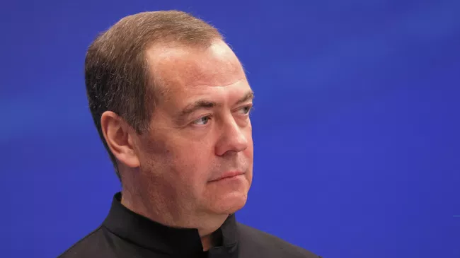 Медведев саркастично ответил на слова Мерца о России

Краткий пересказ от РИА ИИ

Дмитрий Медведев саркастично прокоммен