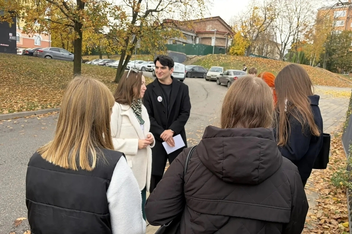 В Орле прошёл очередной этап Всероссийской уличной акции «Дарю тепло»

Накануне Дня отца сотрудники аппарата Уполномочен
