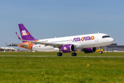 Самолет Air Cairo вылетел из Москвы в Хургаду после более двух суток задержки

Самолет авиакомпании Air Cairo вылетел из