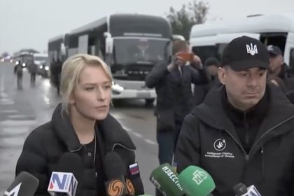 Эвакуация жителей из Алешек попала на видео

Уполномоченный по правам человека при президенте России Яна Лантратова пока