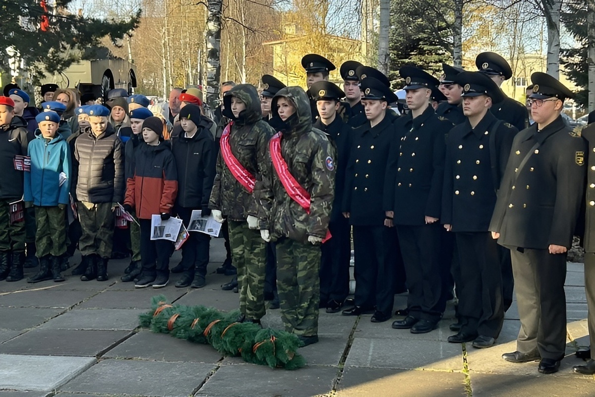 В Архангельске прошли торжества по случаю 35-летия мемориала «Площадь Памяти»

В памятной церемонии приняли участие вете
