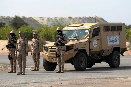 Египет решил задействовать армию для защиты Саудовской Аравии

Египет готов задействовать армию для защиты Саудовской Ар