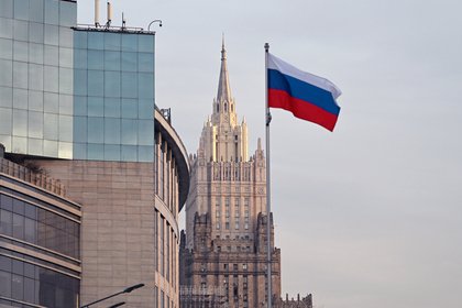 В посольстве России высказались о вопиющем шаге Франции

Возможное размещение ядерного оружия Франции в неядерных европе