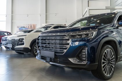 Китайские машины с пробегом показали резкий рост перепродаж в России

С января по сентябрь 2026 года на российском втори
