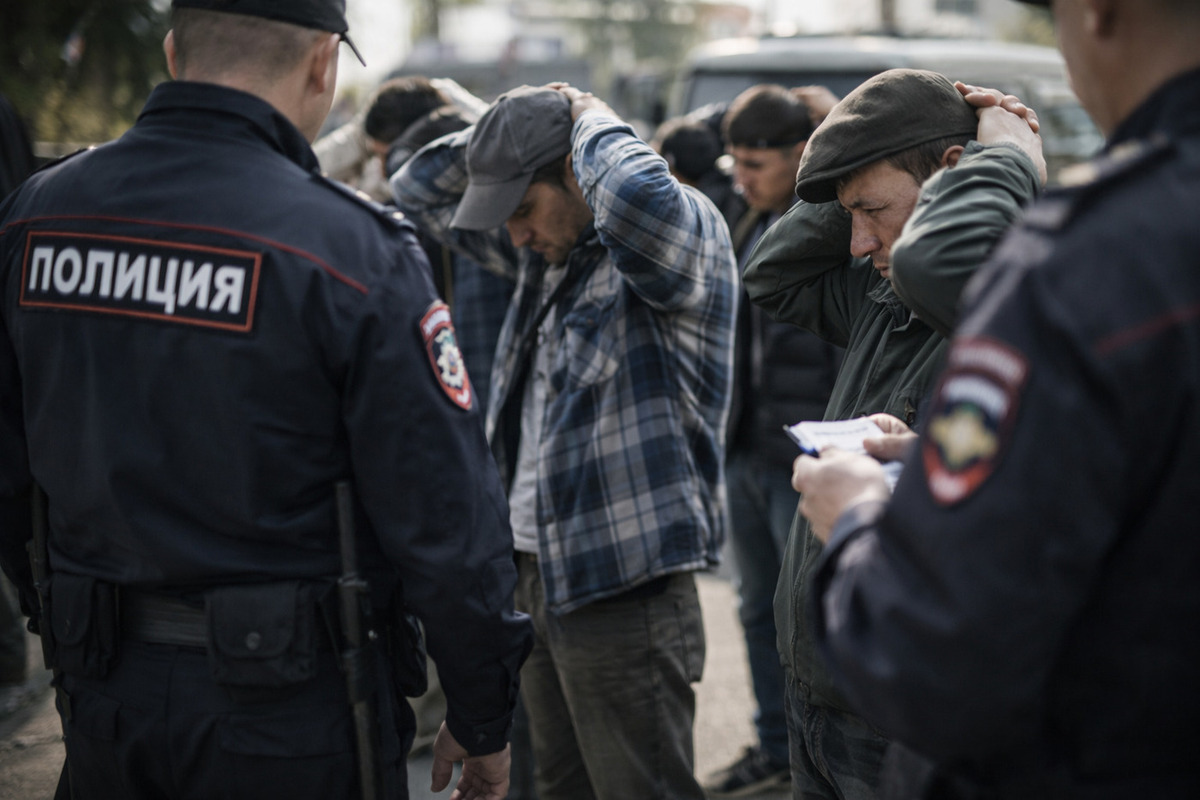 176 нарушений миграционного законодательства выявило МВД в российском регионе

На Камчатке по итогам второго этапа опера