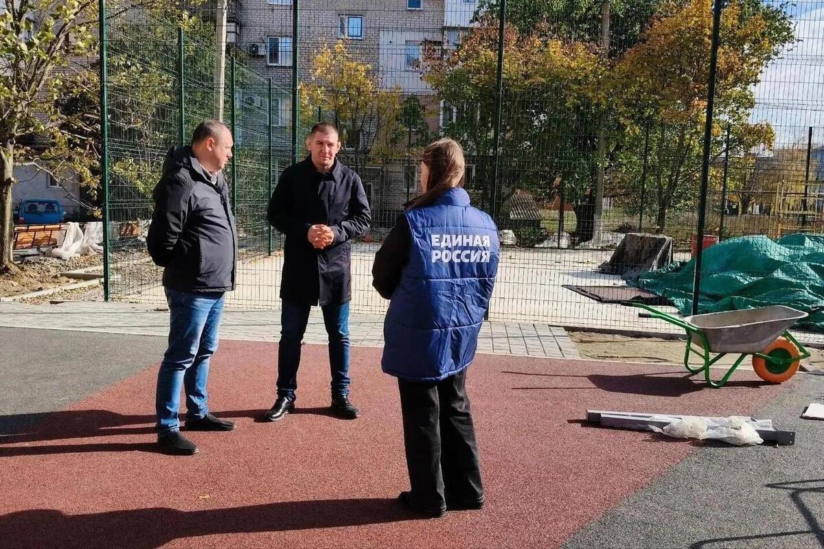 Министр спорта ДНР обсудил развитие досуговой инфраструктуры в Волновахе

Максим Швец посетил Волновахский округ и обсуд
