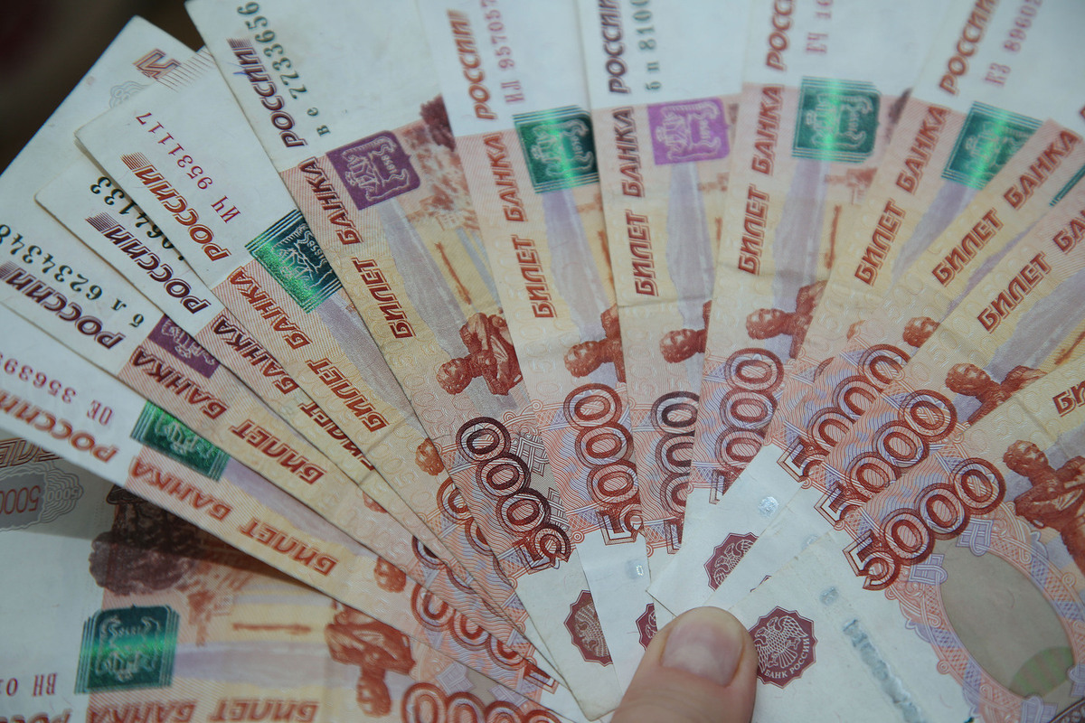Россиянка отдала мошенникам рекордные 450 миллионов рублей

В Москве зафиксировали рекордный случай мошенничества, в рез