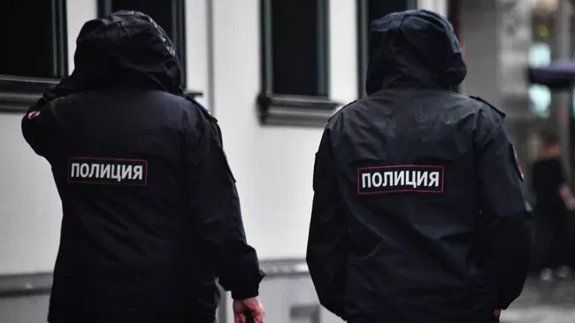 В Челябинской области ищут вандалов, повредивших могилы на кладбище

Краткий пересказ от РИА ИИ

Полиция проводит провер