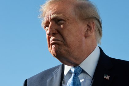 Бывшая мисс Швейцария обвинила Трампа в изнасиловании. Что известно об этом и других секс-скандалах с президентом США?

