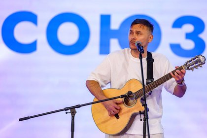 Четыре участника российского КВН попали в базу «Миротворца»

На Украине в базу «Миротворца» внесли четырех участников КВ