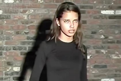 Кастинг-директор показала архивное видео с 15-летней Адрианой Лимой

Известный американский кастинг-директор Дженнифер С