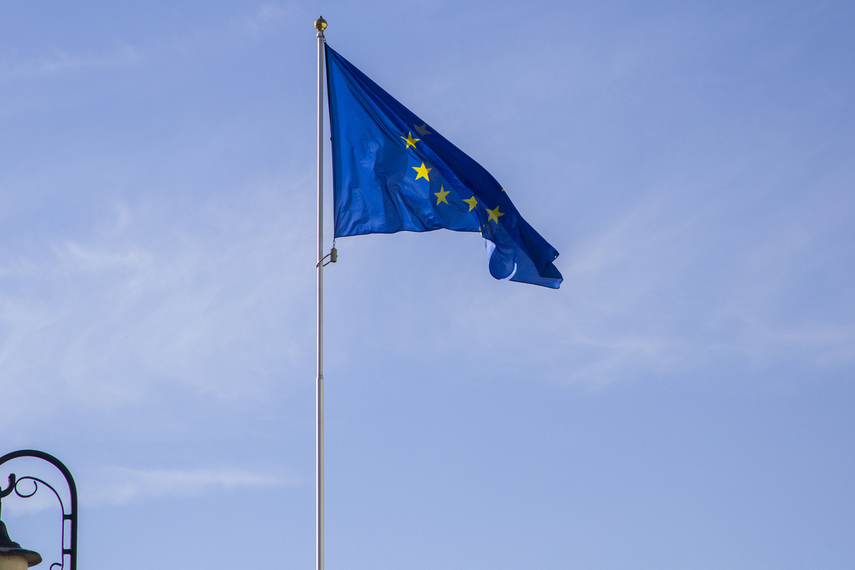 Еврокомиссия добивается усложнения шенгенских виз для граждан РФ

Представитель Еврокомиссии Маркус Ламмерт на брифинге 