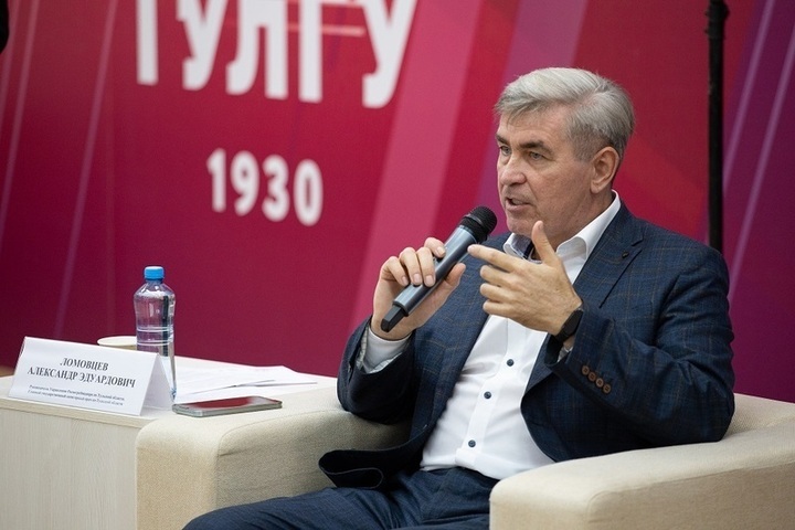 Раскрыта сумма взятки, за которую задержали главу тульского Роспотребнадзора

Появились подробности дела главы тульского
