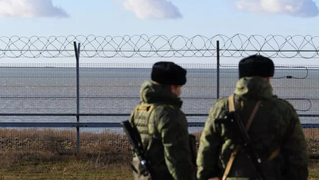 Под Калининградом задержали иностранца, перелезшего через границу с Польшей

Краткий пересказ от РИА ИИ

Пограничники по