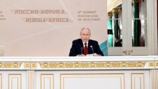 Путин заявил о планах провести новый саммит Россия - Африка

Краткий пересказ от РИА ИИ

Президент России Владимир Путин