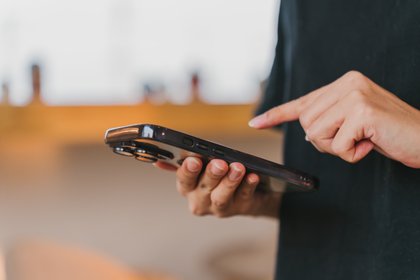 Названы самые распространенные мошеннические схемы для обмана водителей

Сегодня мошенники быстро адаптируются, использу