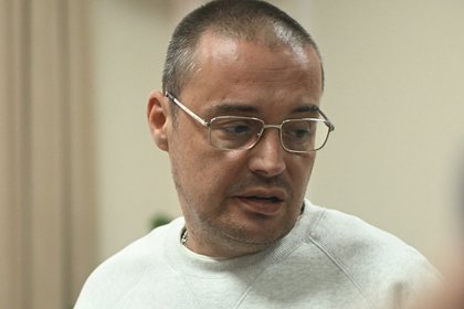 Гуф упал на чемодан и сломал ребро

Популярный российский рэпер Гуф (настоящее имя — Алексей Долматов) сообщил, что полу