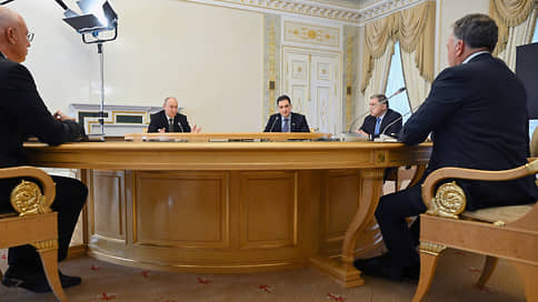 Путин и Уиткофф завершили переговоры в Санкт-Петербурге

Переговоры президента России Владимира Путина и спецпосланника 