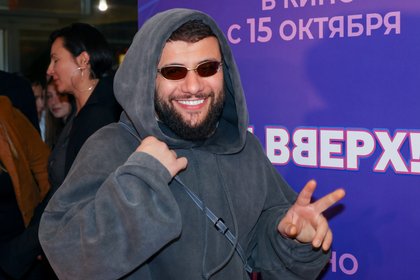 Navai не запретили въезд в Казахстан

Адвокат рэпера Navai (настоящее имя — Наваи Бакиров) Рена Керимова прокомментирова