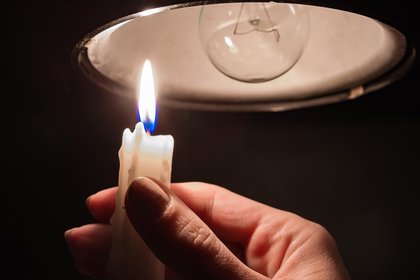 Узбекистан погрузился во тьму из-за воздушного шара

В некоторых районах Ташкента пропал свет из-за воздушного шара, упа