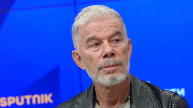 Олег Газманов рассказал, что не может справиться с бессонницей

Краткий пересказ от РИА ИИ

Народный артист России Олег 