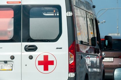 Врач раскрыл причины внезапного появления мушек и точек перед глазами

Внезапное появление мушек, плавающих точек или вс