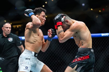 Уайта призвали организовать турнир UFC в России

Президент Международной федерации самбо (ФИАС) Василий Шестаков призвал