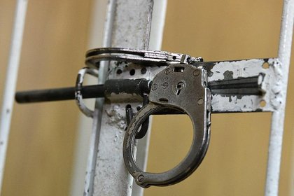 Россиянин избивал пятерых детей различными предметами

В Алтайском крае осудят мужчину за истязание пятерых детей. Об эт