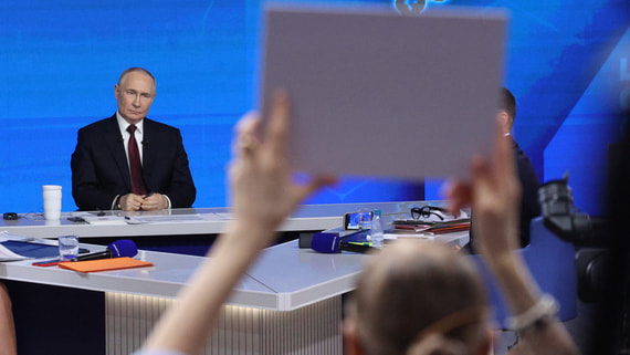 Песков: прямая линия Путина традиционной пройдет в декабре