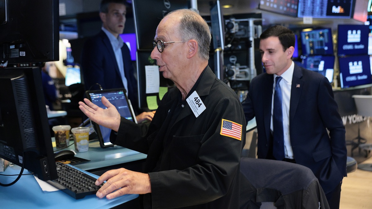 S&P 500 и Nasdaq выросли вслед за техкомпаниями, Dow Jones слабо снизился

Москва. 20 октября. INTERFAX. RU - Американск