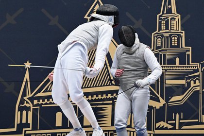 Российские рапиристы победили на этапе Кубка мира

Мужская сборная России по фехтованию на рапирах завоевала золотые мед