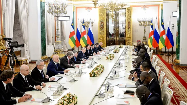 Россия ценит внимание ЦАР к русскому языку, заявил Путин

Краткий пересказ от РИА ИИ

Владимир Путин заявил, что Россия 
