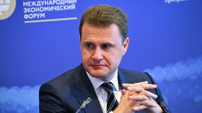 Чекунков назвал неумной риторику ЕС о соперничестве в Арктике

Краткий пересказ от РИА ИИ

Министр РФ по развитию Дальне