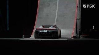 ◻️◻️◻️ Компания Tesla представила новую версию электрического спорткара Roadster, оснащенную двигателями от SpaceX. През