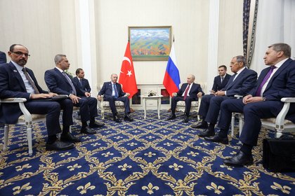 Путину напомнили о приглашении в одну страну

Турция рассчитывает на скорый визит президента России Владимира Путина, пр